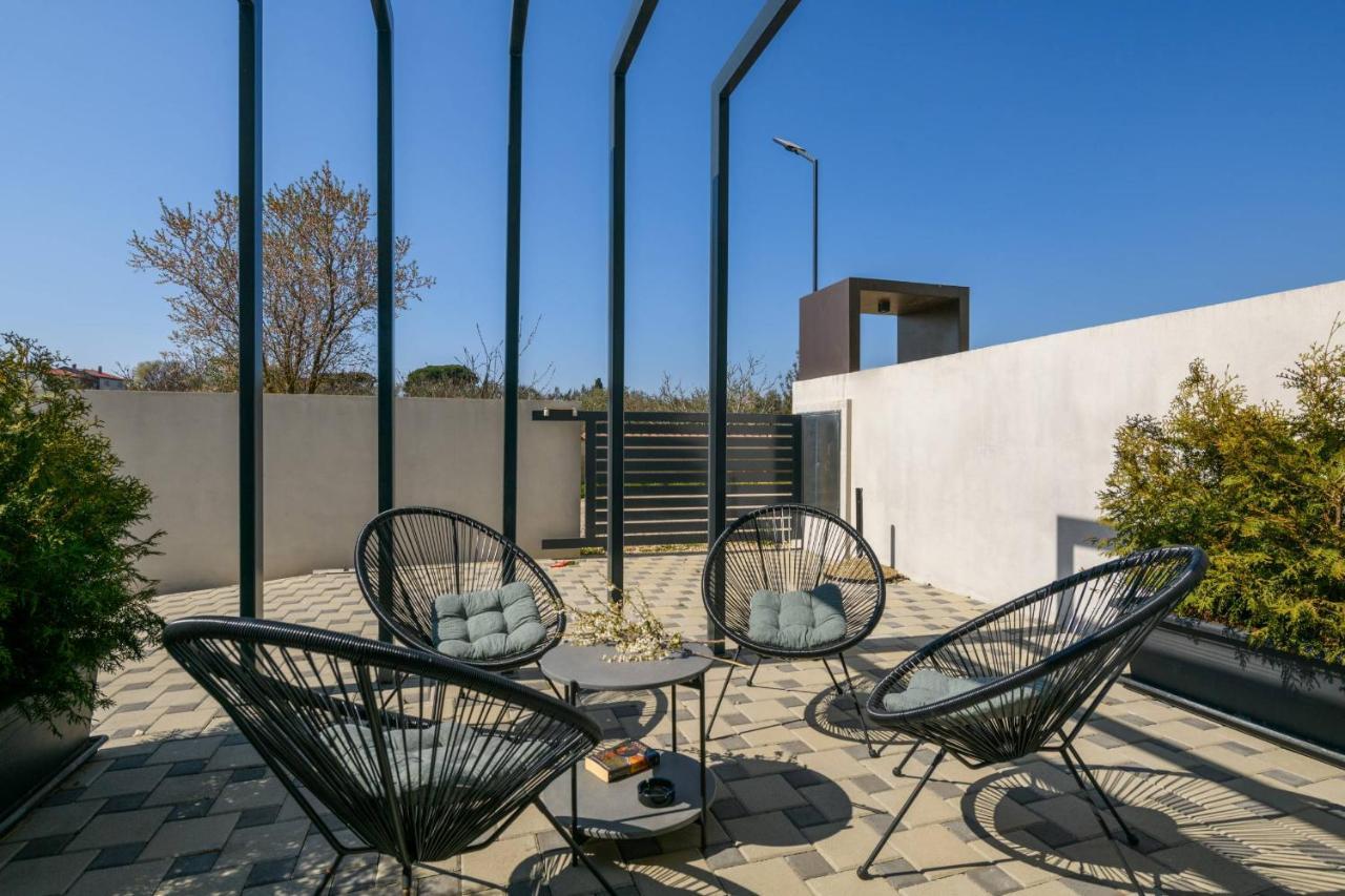 Villa Dora Pula Bagian luar foto
