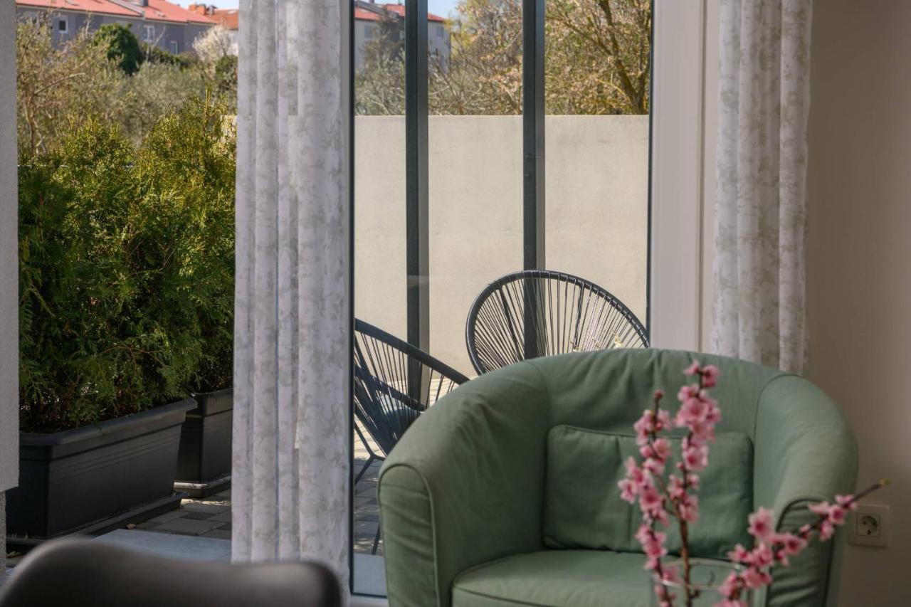 Villa Dora Pula Bagian luar foto